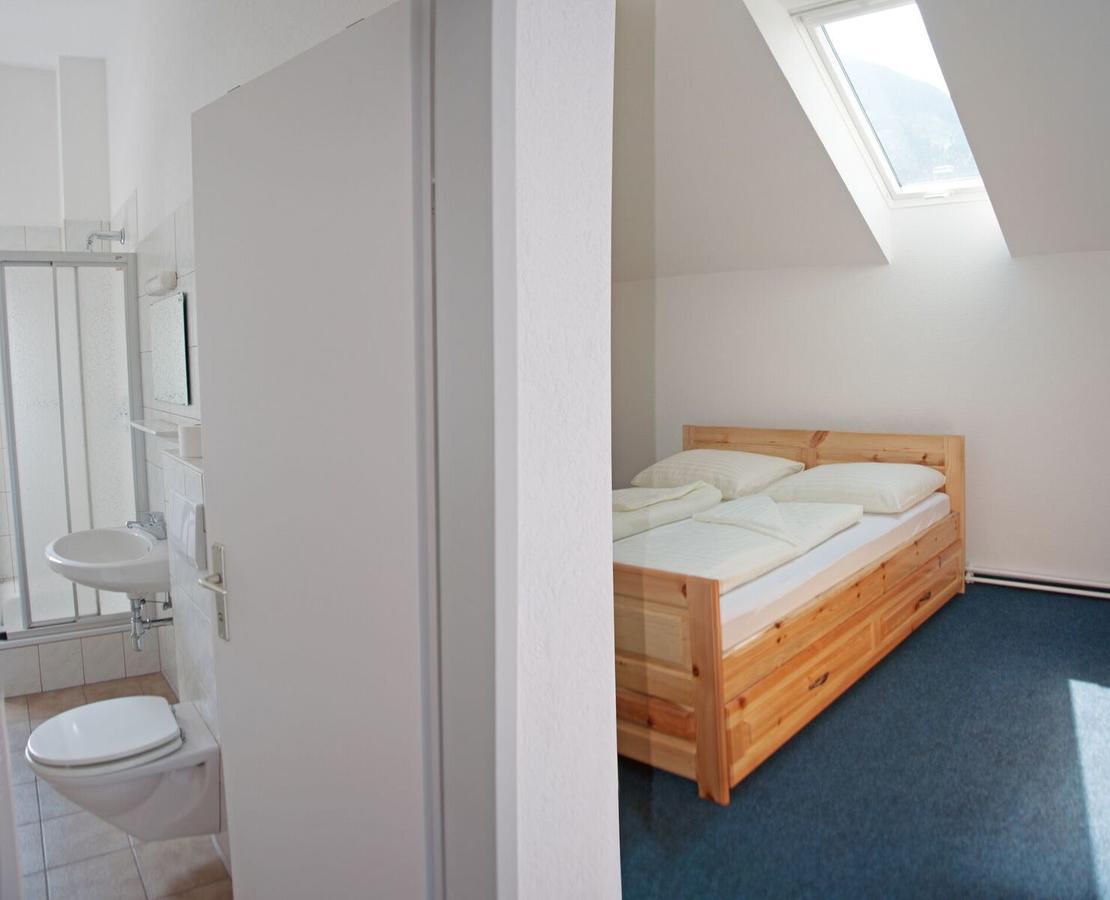 Gasthaus Pension Goldeck Spittal an der Drau Exteriör bild
